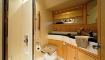 RAVENOUS Bathroom